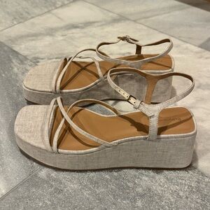 NWOB Reformation Zolanda Wedge Sandal Oatmeal Linen Platform Strappy size 10
